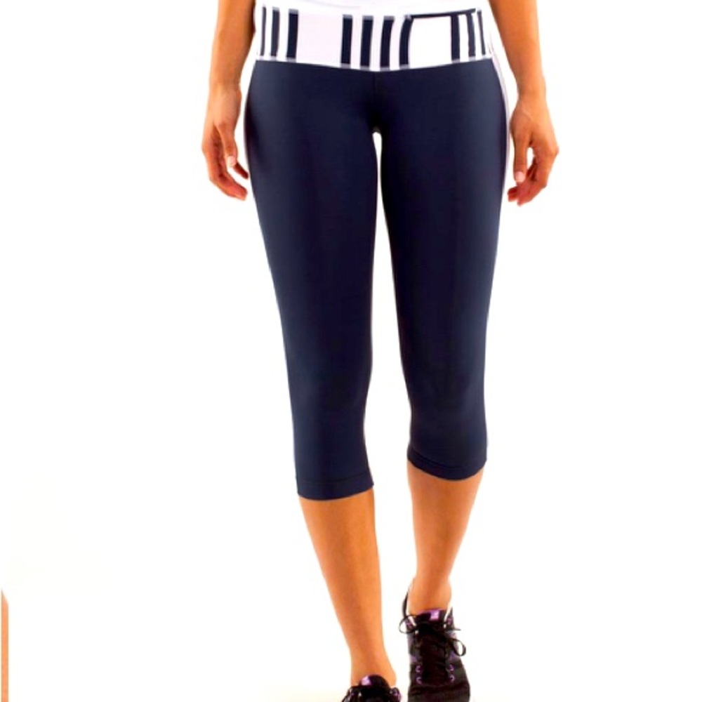 Lululemon Run: Proceed With Speed Crop
